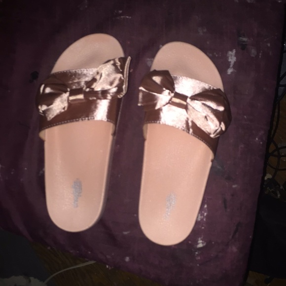 Pink bow suede slides - Picture 1 of 2
